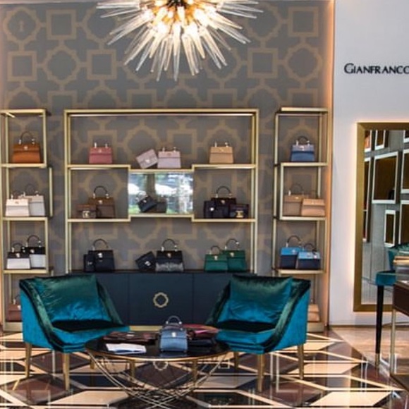 Gianfranco Lotti keylock pearl micro handbag crossbody black NWT - Picture 3 of 13